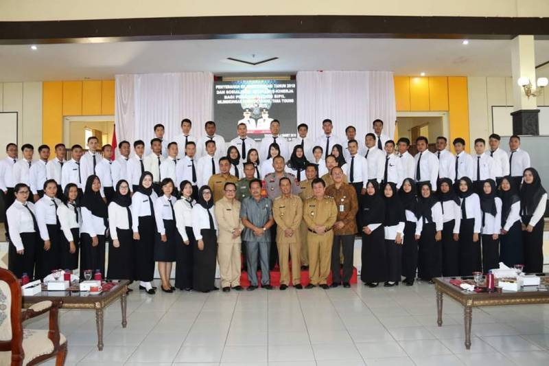 Penyerahan SK CPNS Kab. Tana Tidung Tahun Anggaran 2018